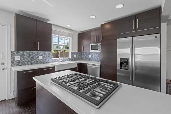 $425,000 | 6214 1st Avenue, Sacramento, CA 95817