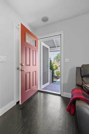 $425,000 | 6214 1st Avenue, Sacramento, CA 95817