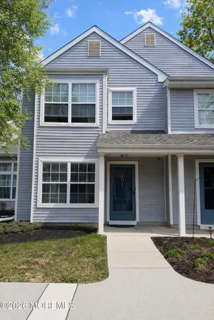$464,900 | 401 Hampton Court, Unit 157, Manalapan, NJ 07726