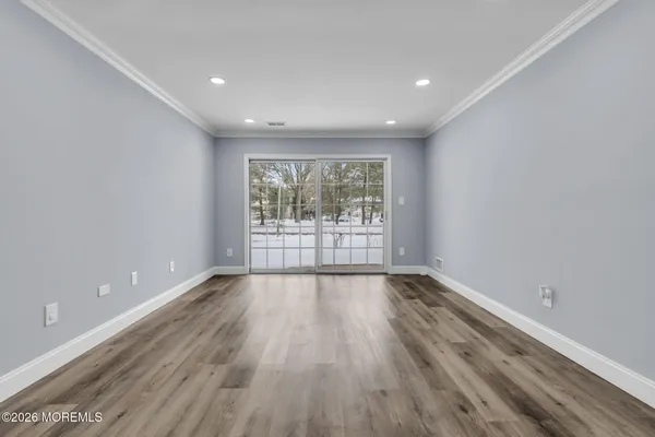 $464,900 | 401 Hampton Court, Unit 157, Manalapan, NJ 07726