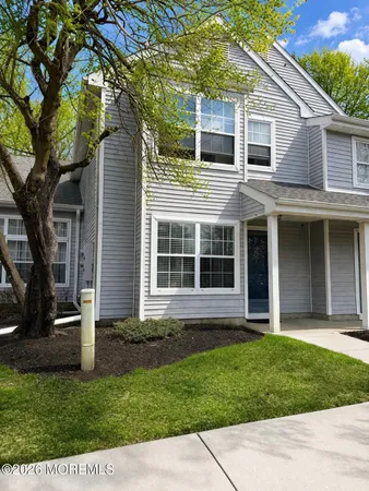 $464,900 | 401 Hampton Court, Unit 157, Manalapan, NJ 07726