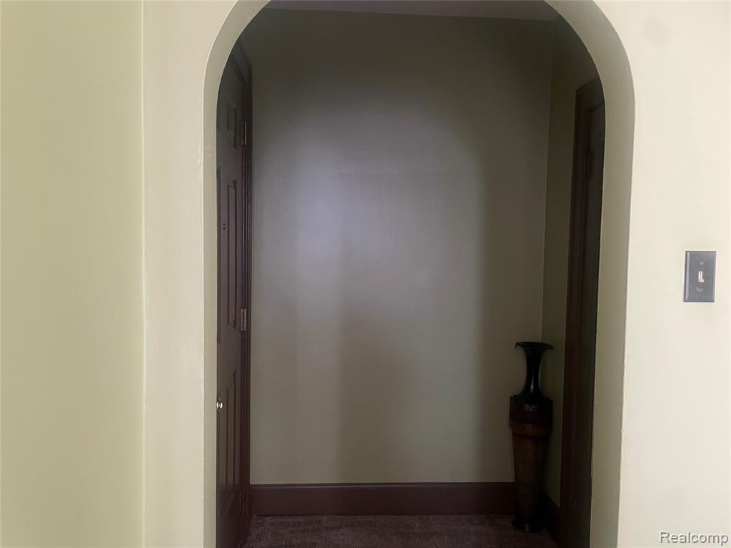 6145 Yorkshire Road Detroit, MI 48224 - Photo 6 of 28