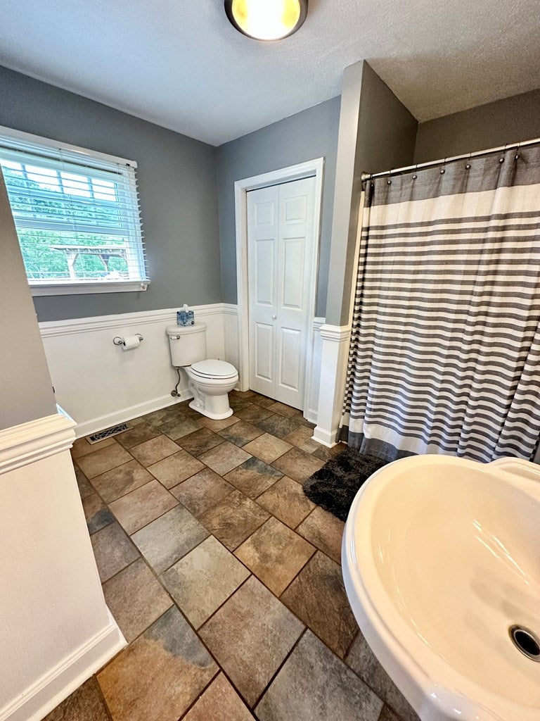 1249 Old Wilderness Road Ceres, VA 24318 - Photo 24 of 59 Gallery Image 24