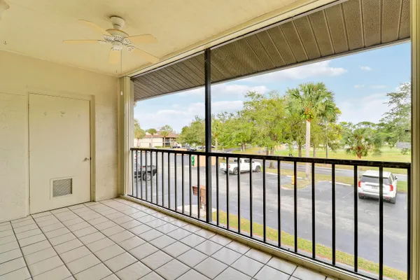 $296,888 | 6392 Chasewood Drive, Unit F, Jupiter, FL 33458