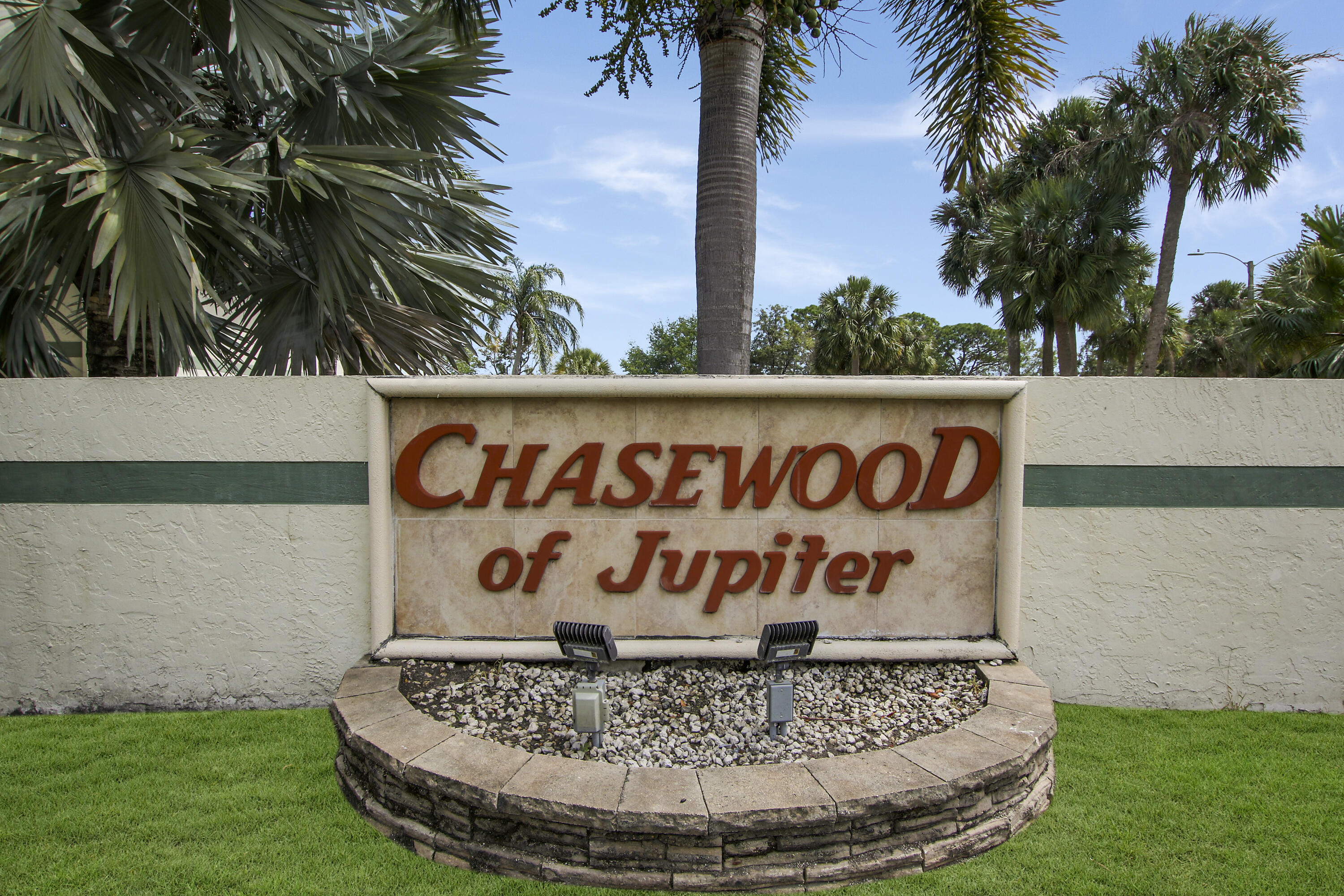 6392 Chasewood Drive, Unit F Jupiter, FL 33458 - Photo 29 of 29 1