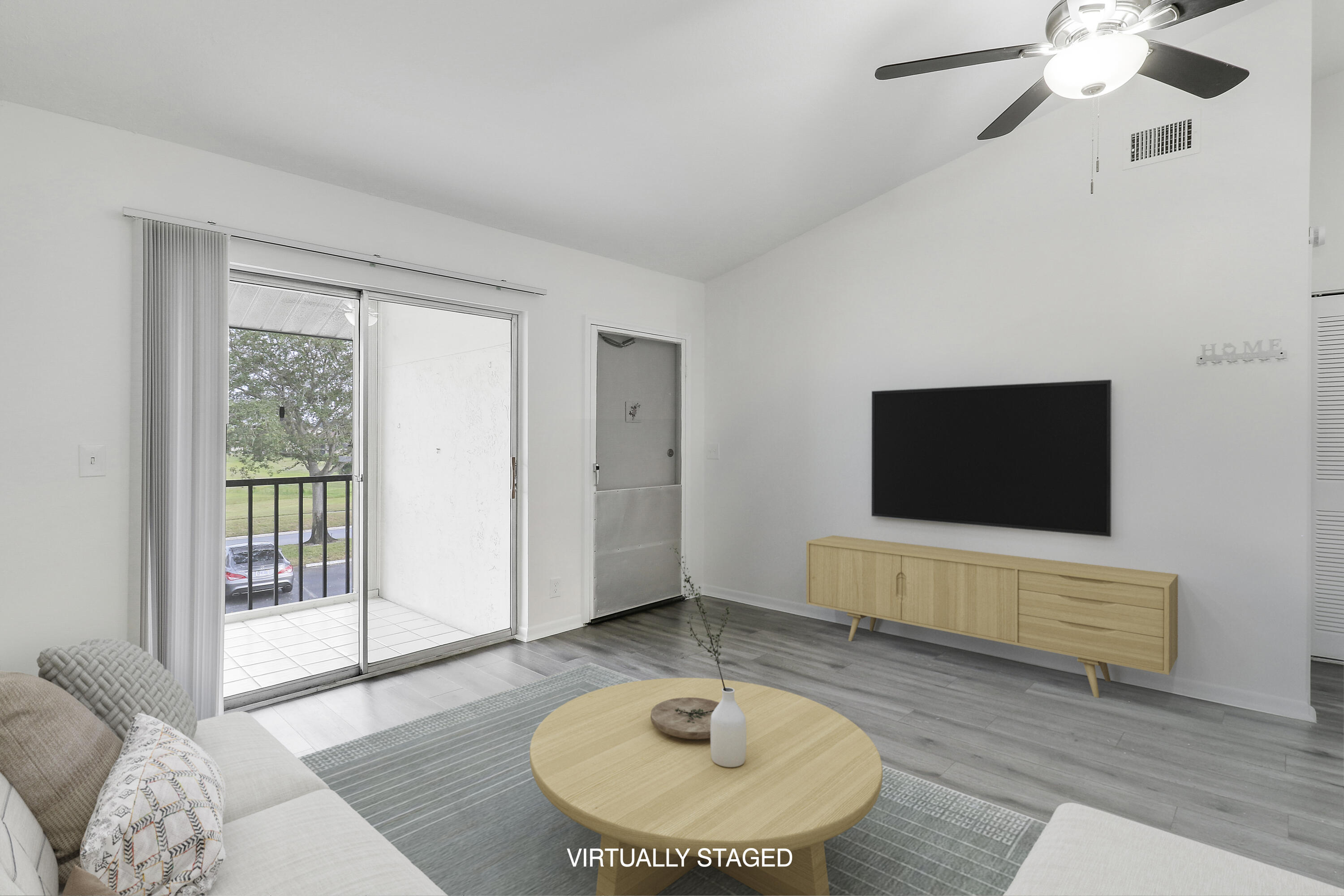 6392 Chasewood Drive, Unit F Jupiter, FL 33458 - Photo 3 of 29 House3-15