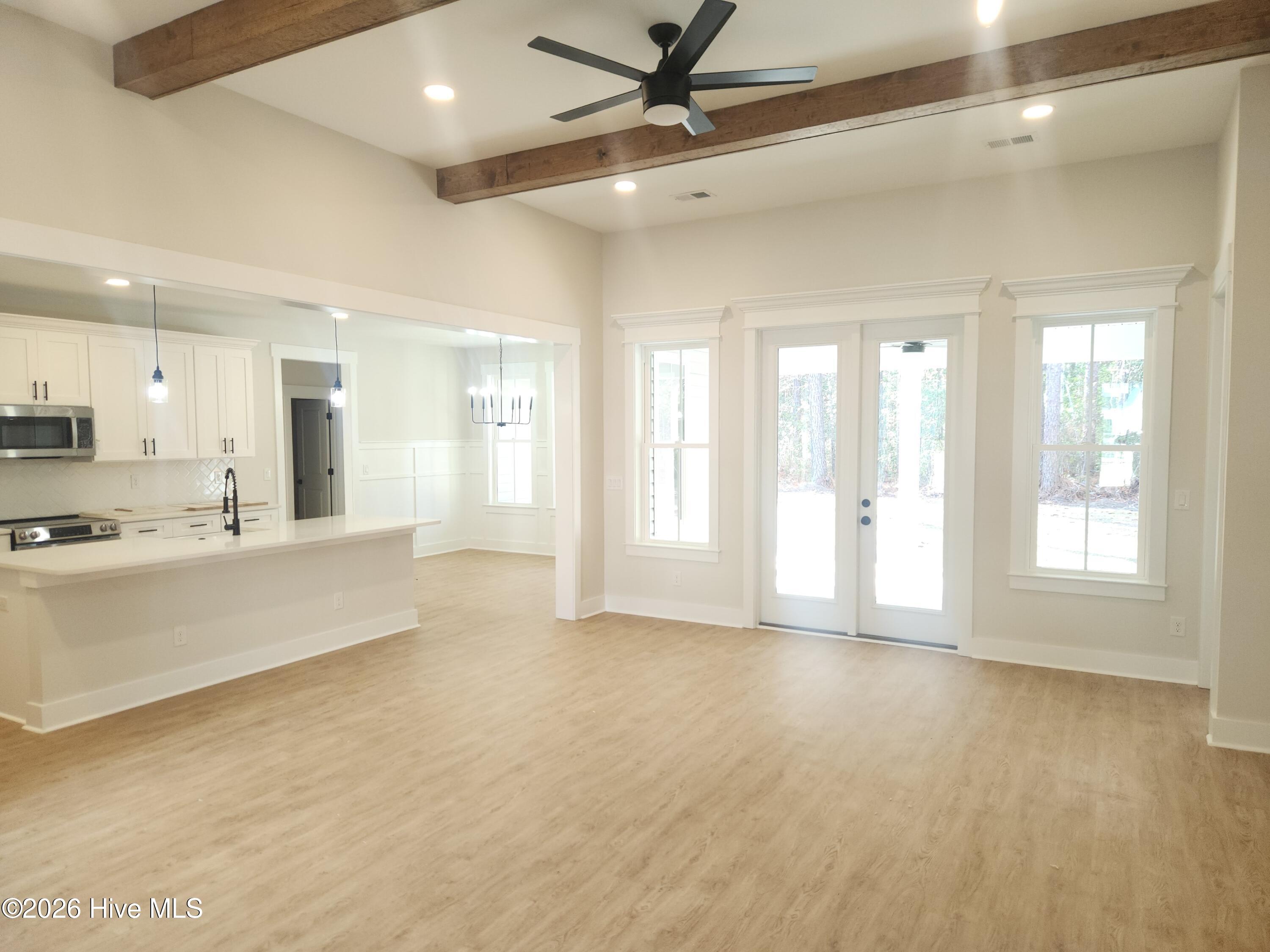 671 Boundary Loop Road Northwest Calabash, NC 28467 - Photo 9 of 47 20260106_122629