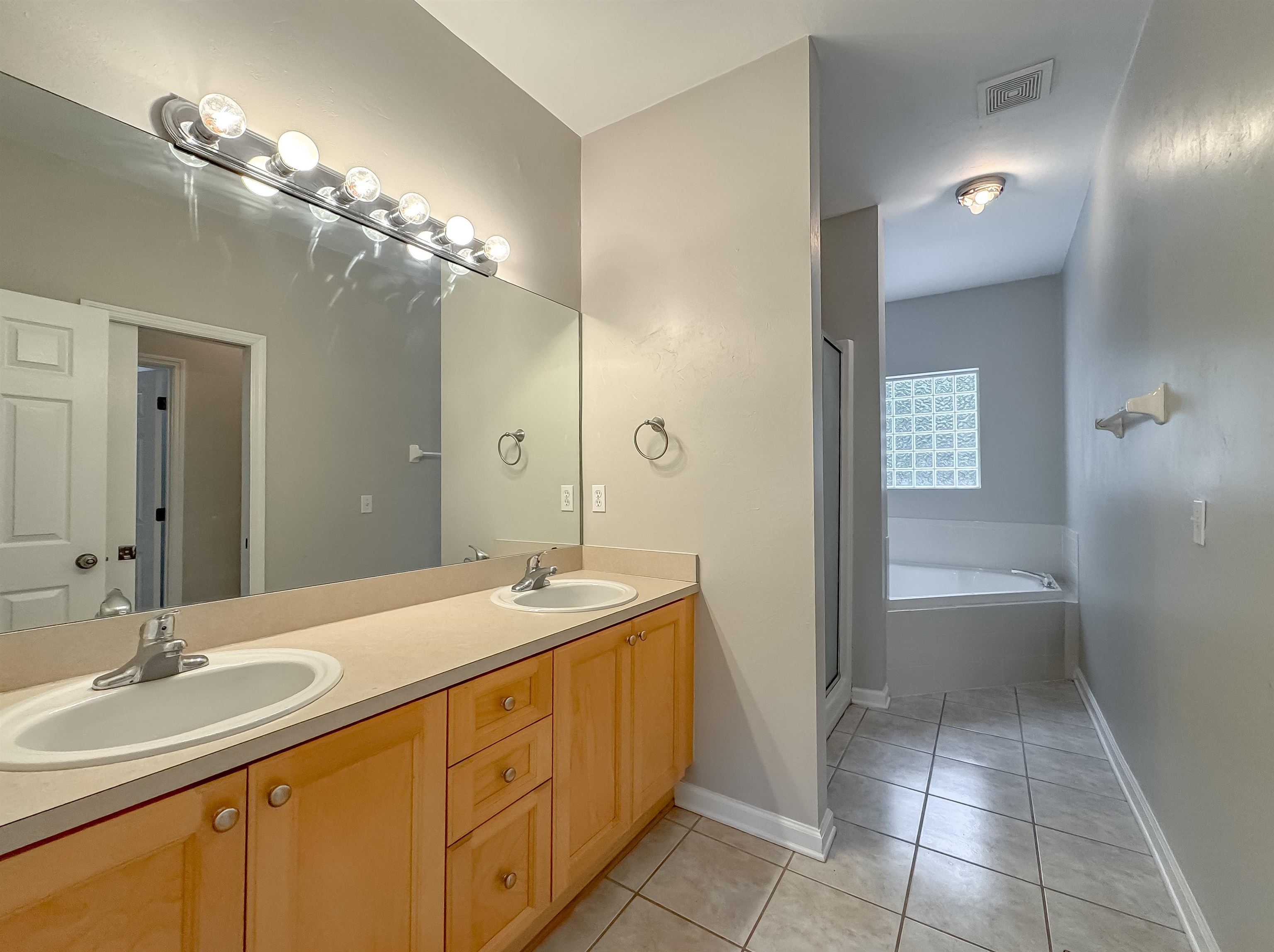 3400 Old Bainbridge Road, Unit 105 Tallahassee, FL 32303 - Photo 38 of 46