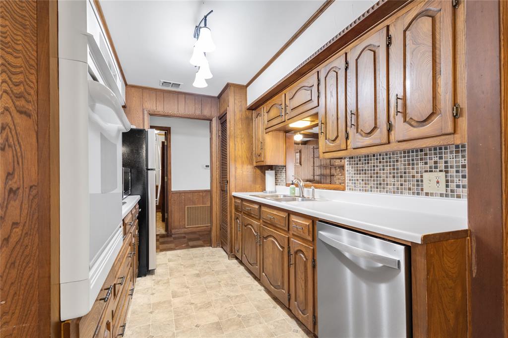 5123 Farm To Market 49 Quitman, TX 75783 - Photo 16 of 33