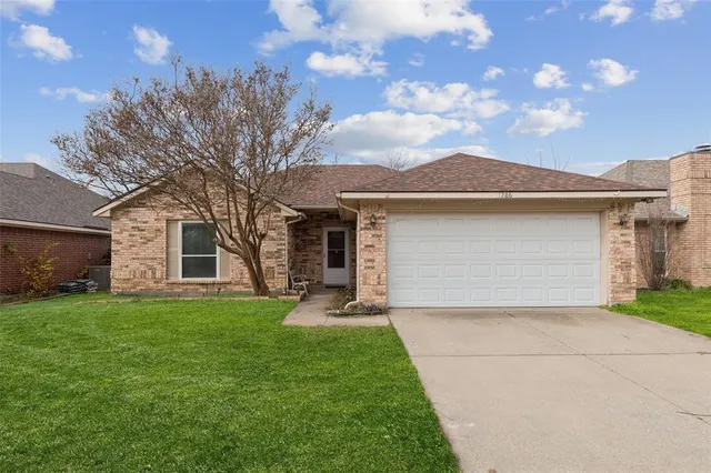 $340,000 | 1206 Hanover Drive, Euless, TX 76040