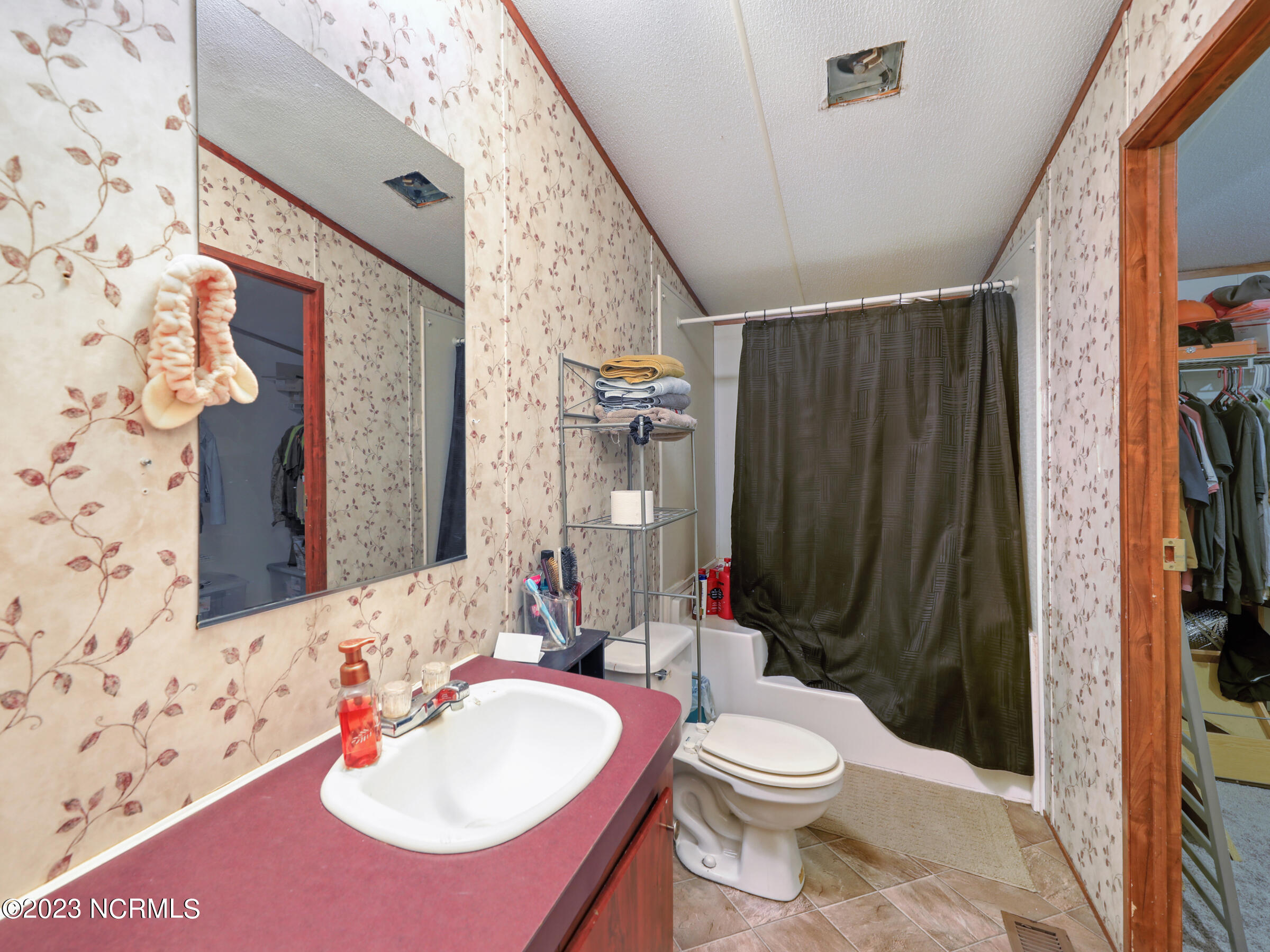 1575 Cool Spring Road Ernul, NC 28527 - Photo 29 of 51 Int_05