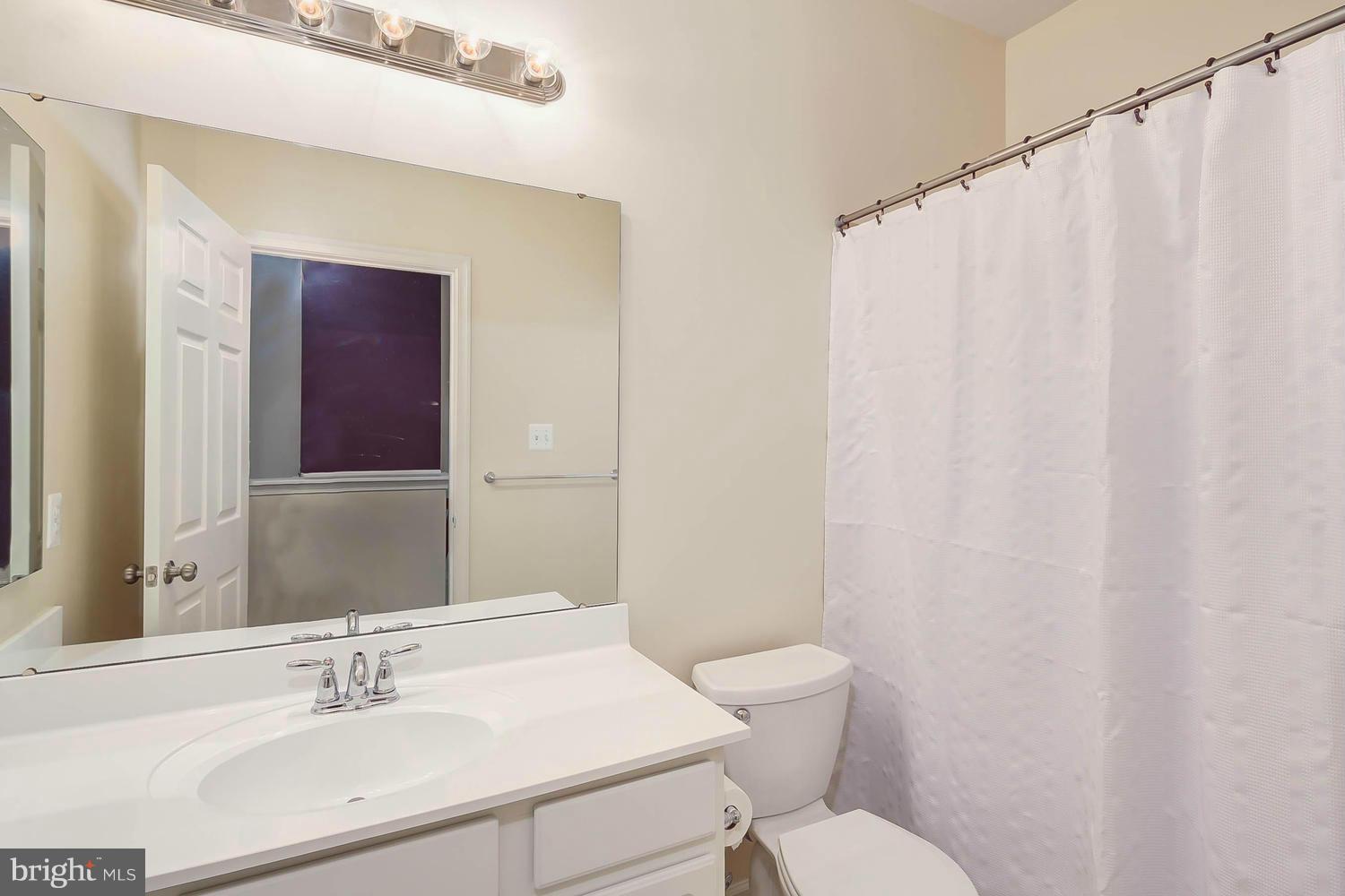 1745 Theale Way Hanover, MD 21076 - Photo 20 of 25 Bath