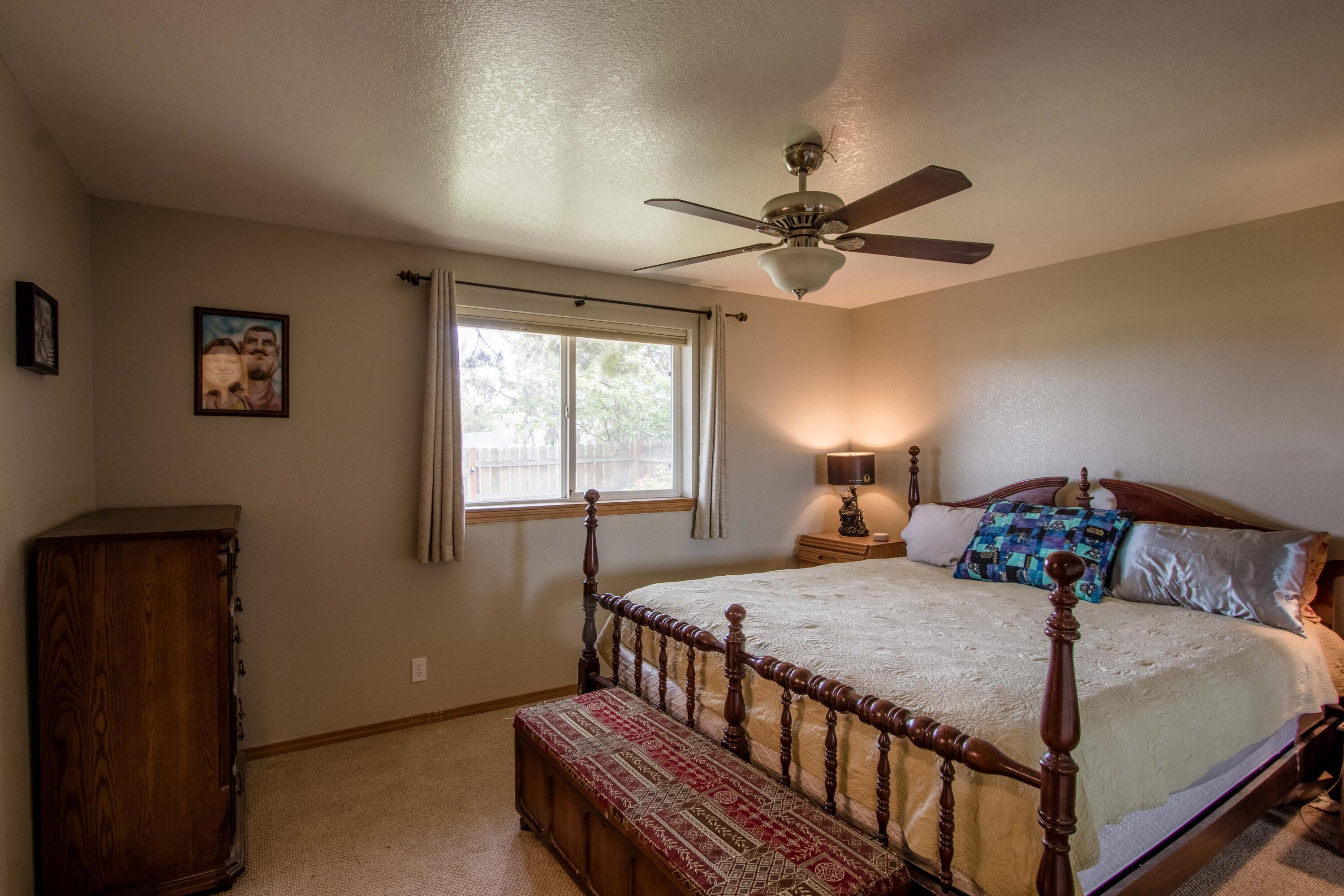 2880 Northeast Baroness Place Bend, OR 97701 - Photo 17 of 24 Primary Bedroom
