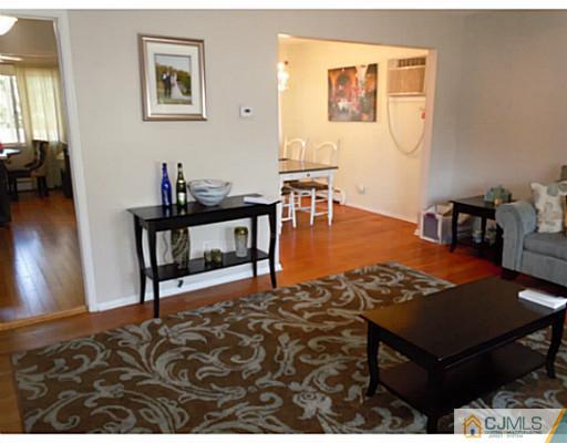 5 Sherold Road Colonia, NJ 07067 - Photo 4 of 12 Gallery Image 4
