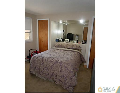 5 Sherold Road Colonia, NJ 07067 - Photo 9 of 12 Gallery Image 9