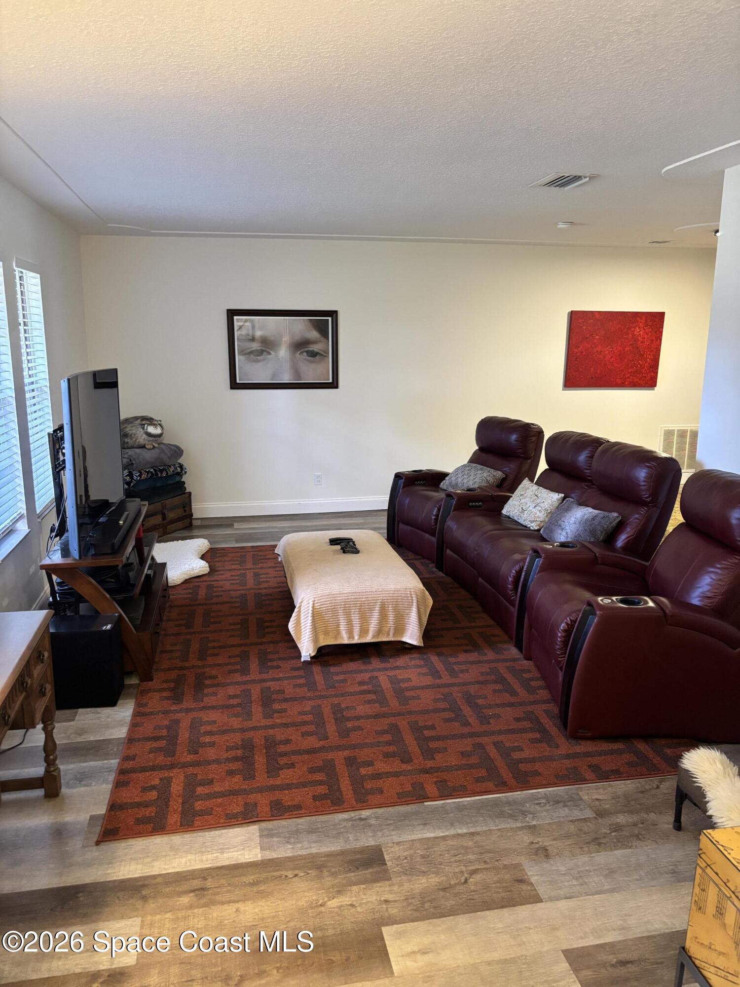 531 Inverness Avenue Melbourne, FL 32940 - Photo 6 of 29 IMG_5989