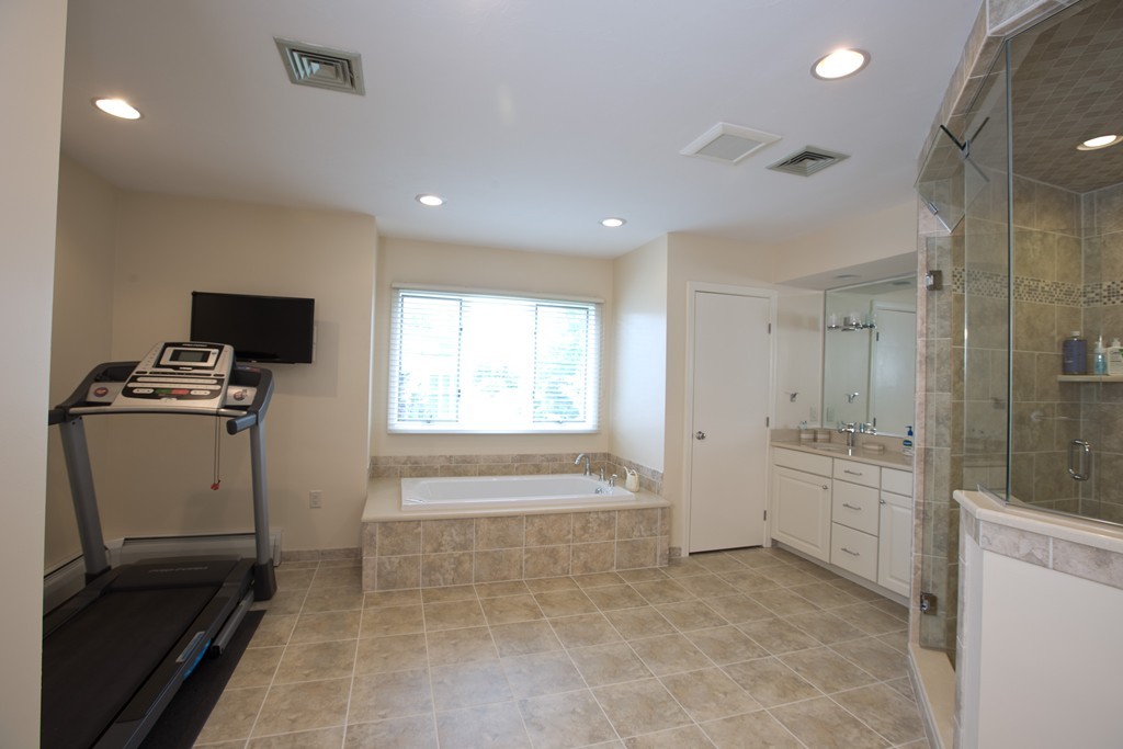 23 Ida Road Marblehead, MA 01945 - Photo 18 of 28