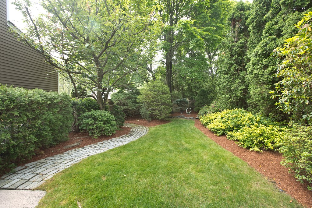 23 Ida Road Marblehead, MA 01945 - Photo 4 of 28