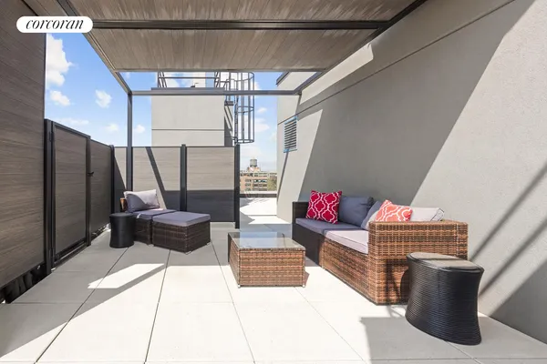 $680,000 | 379 Ocean Parkway, Unit 5C | Kensington