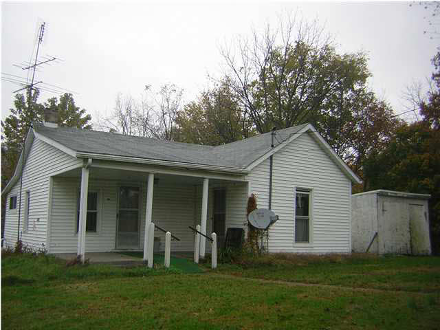 708 East Center Street Hazleton, IN 47640 - Photo 1 of 1