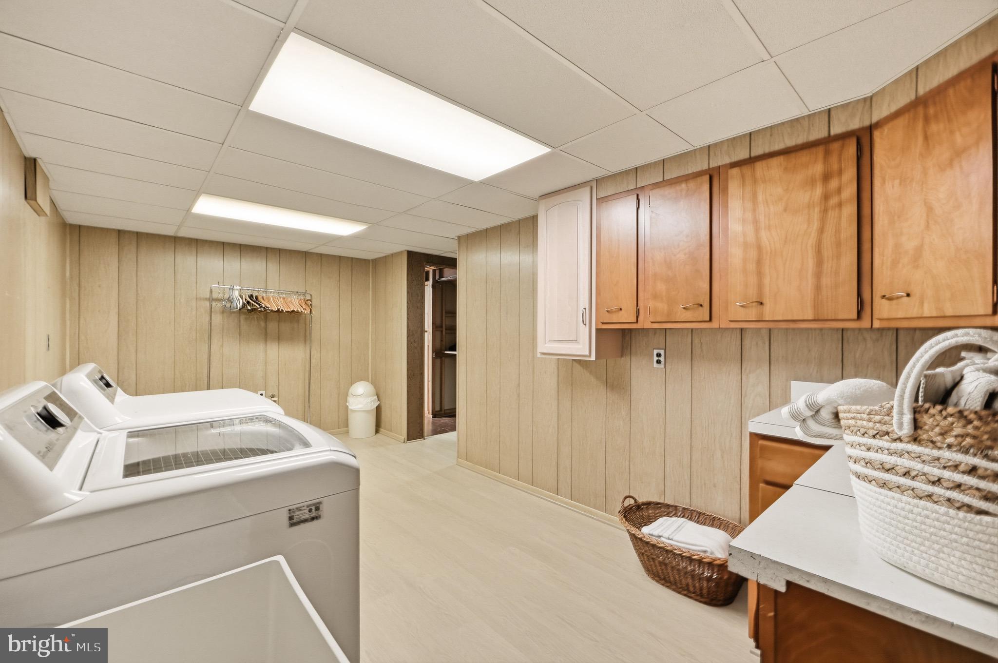 2508 Redmiles Drive Silver Spring, MD 20905 - Photo 28 of 44 Laundry room
