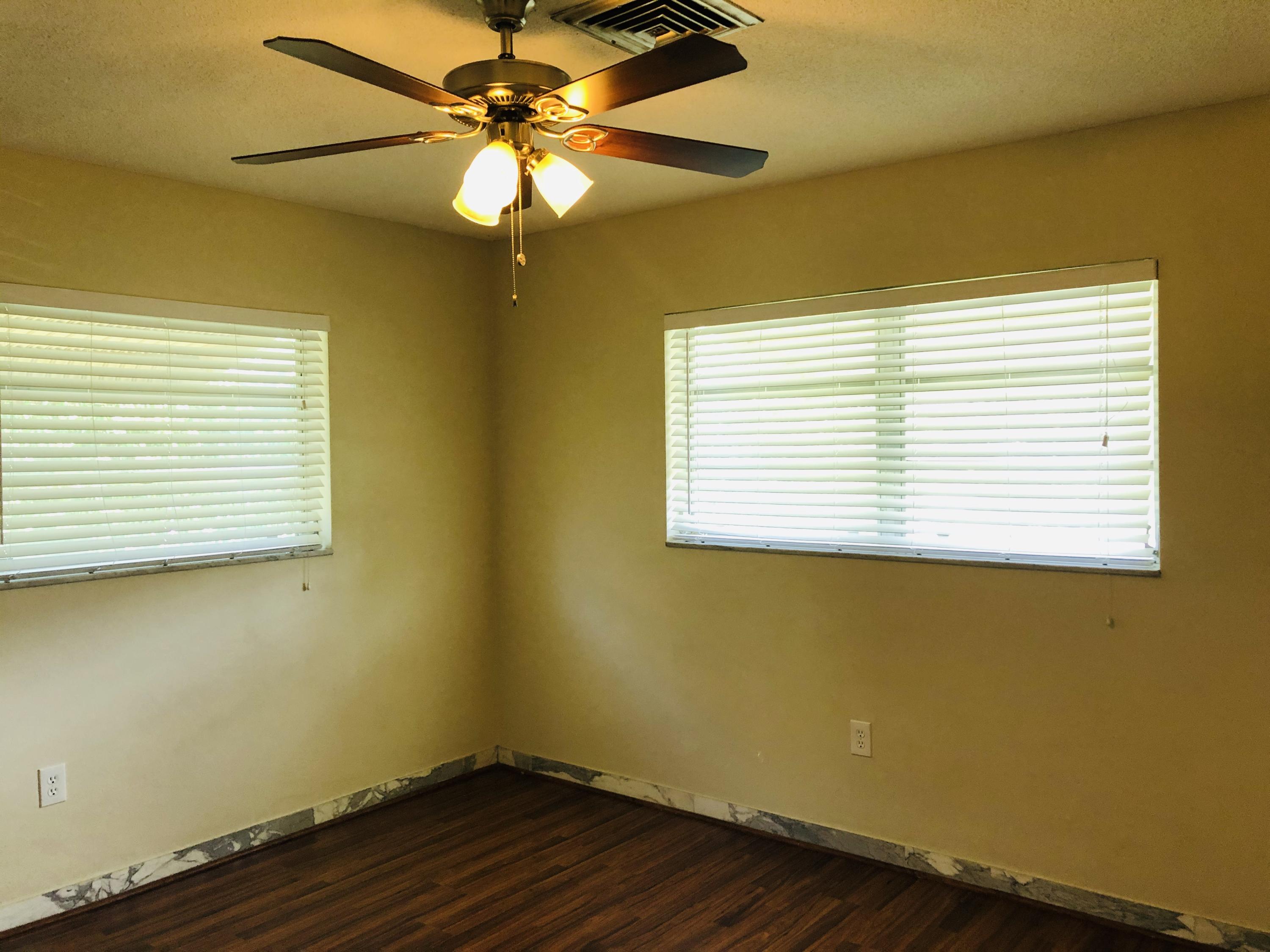 899 Northwest 7th Street Boca Raton, FL 33486 - Photo 11 of 22 IMG_5955