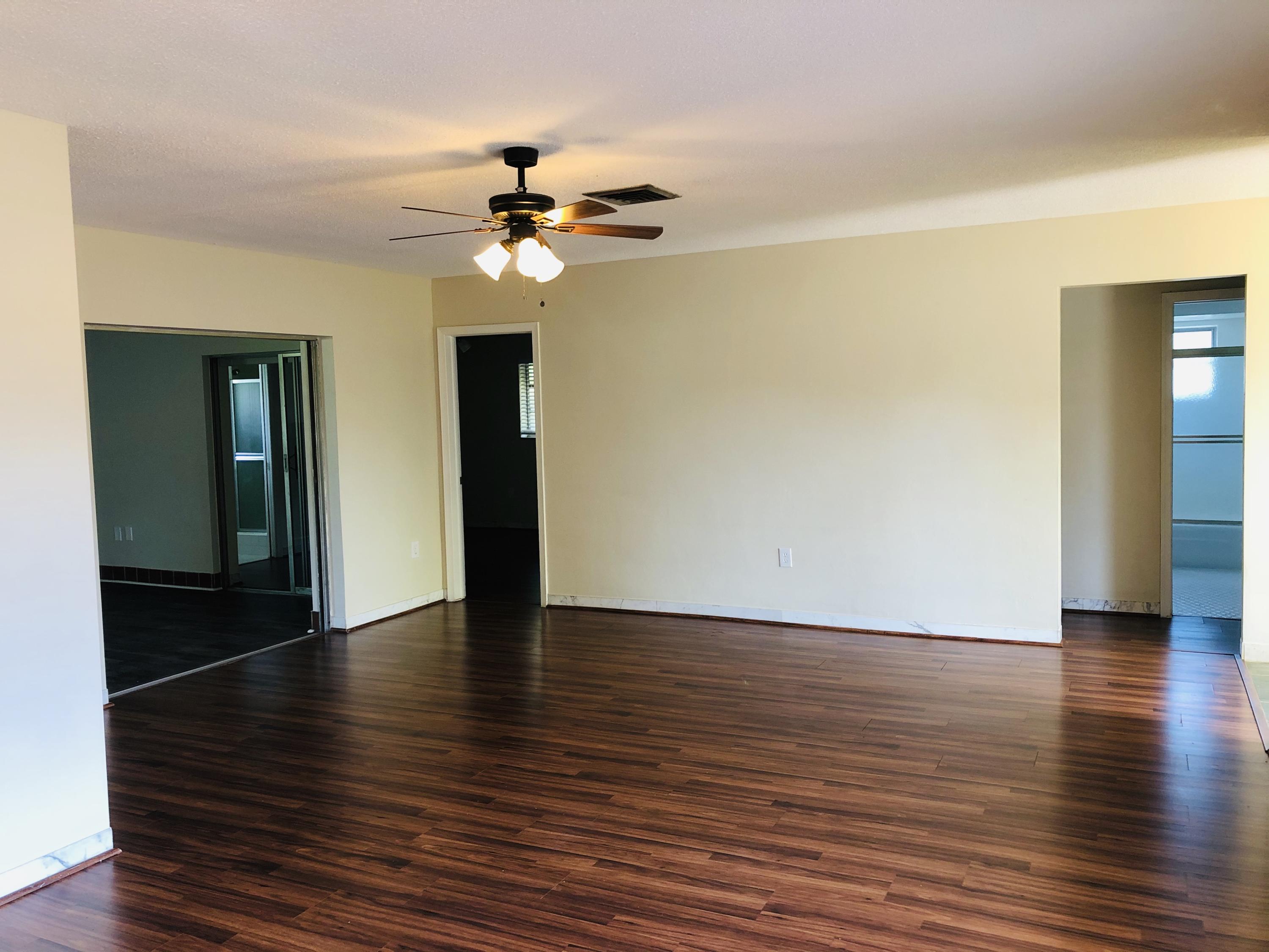 899 Northwest 7th Street Boca Raton, FL 33486 - Photo 6 of 22 IMG_5947