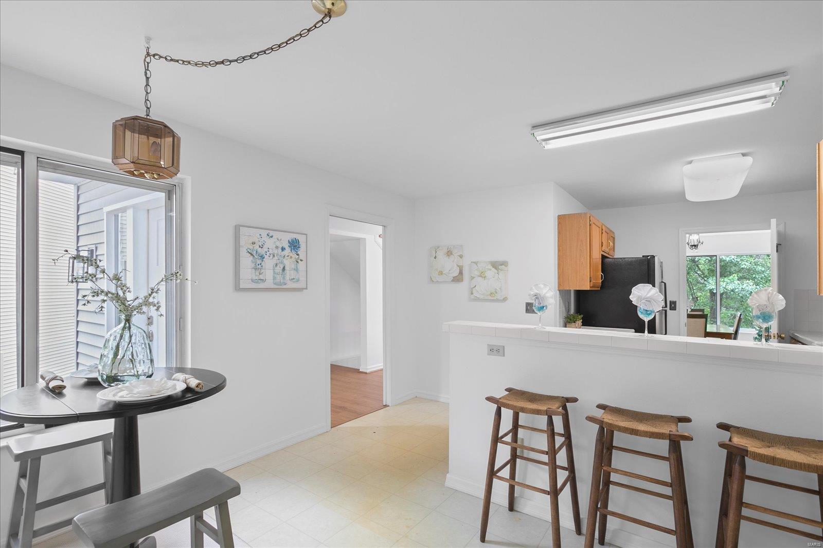 606 Highview Cir Drive Ballwin, MO 63021 - Photo 13 of 35