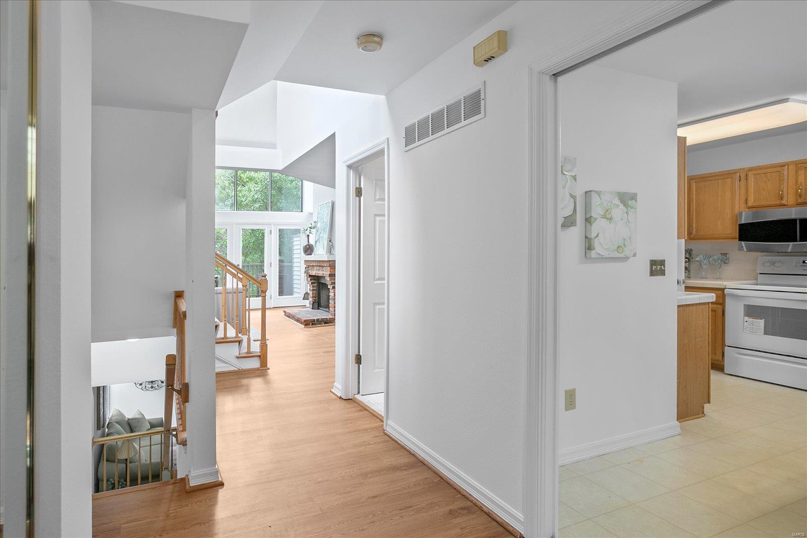 606 Highview Cir Drive Ballwin, MO 63021 - Photo 15 of 35