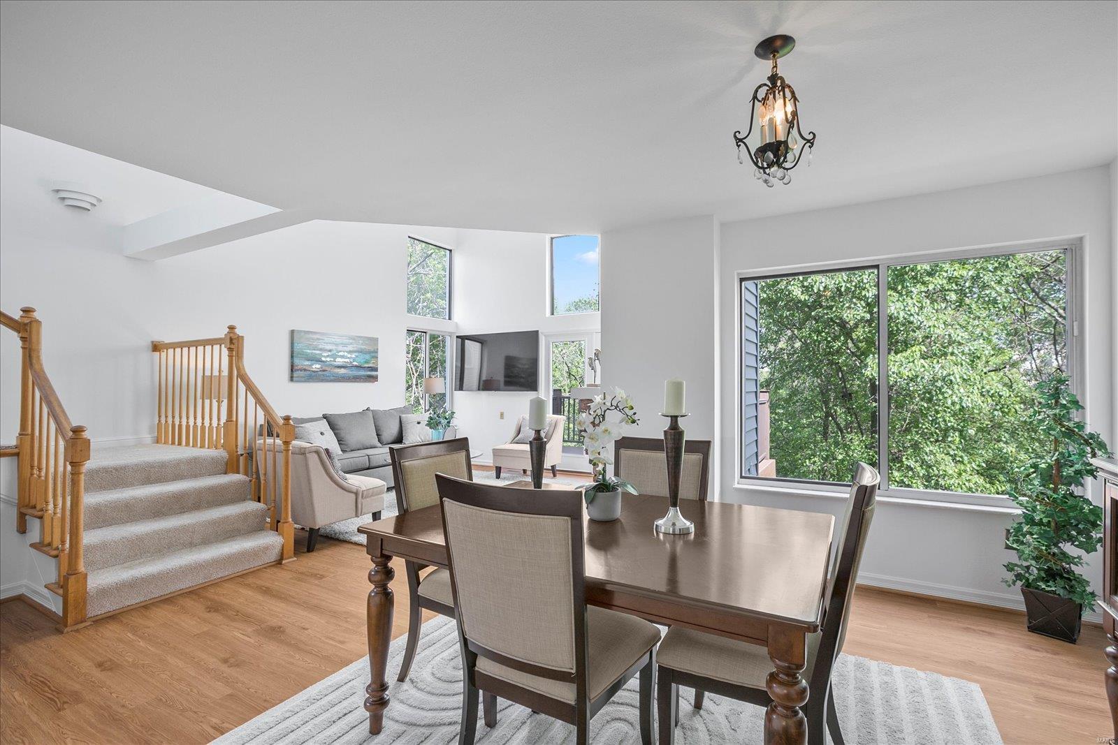 606 Highview Cir Drive Ballwin, MO 63021 - Photo 16 of 35