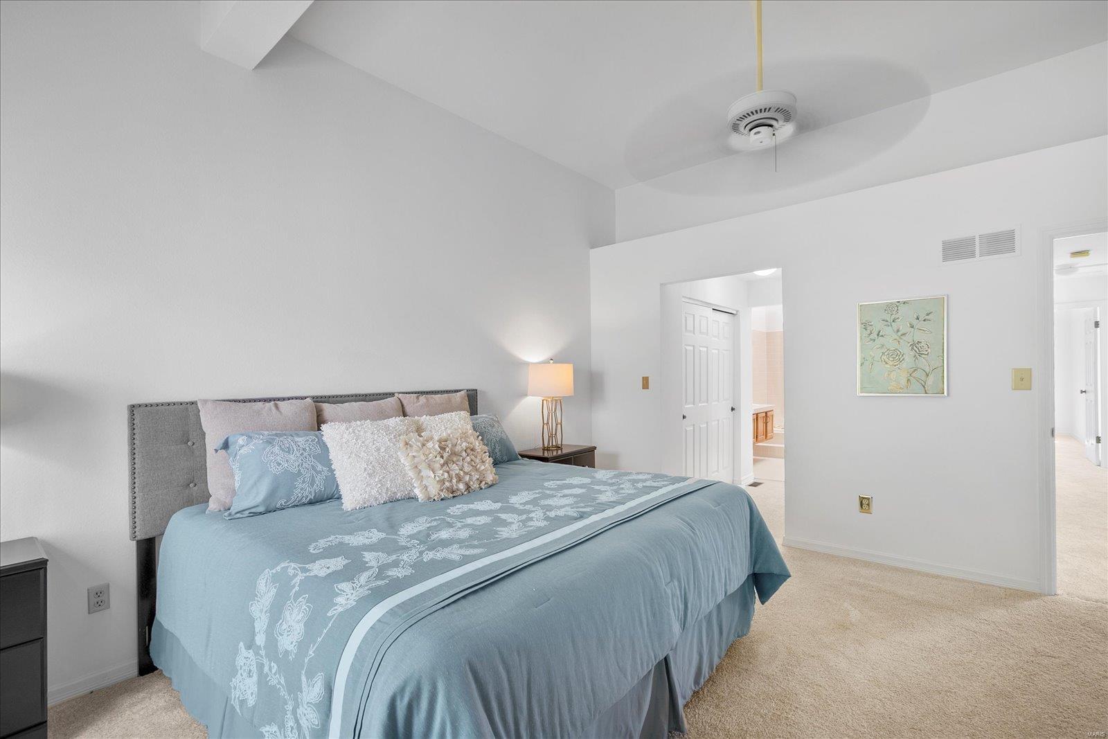 606 Highview Cir Drive Ballwin, MO 63021 - Photo 21 of 35