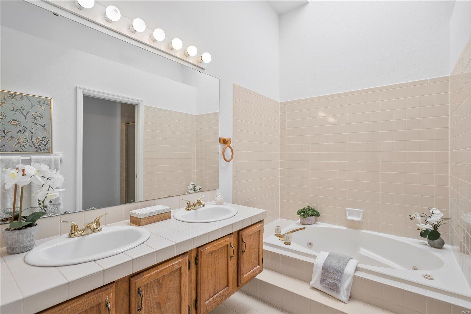 606 Highview Cir Drive Ballwin, MO 63021 - Photo 25 of 35