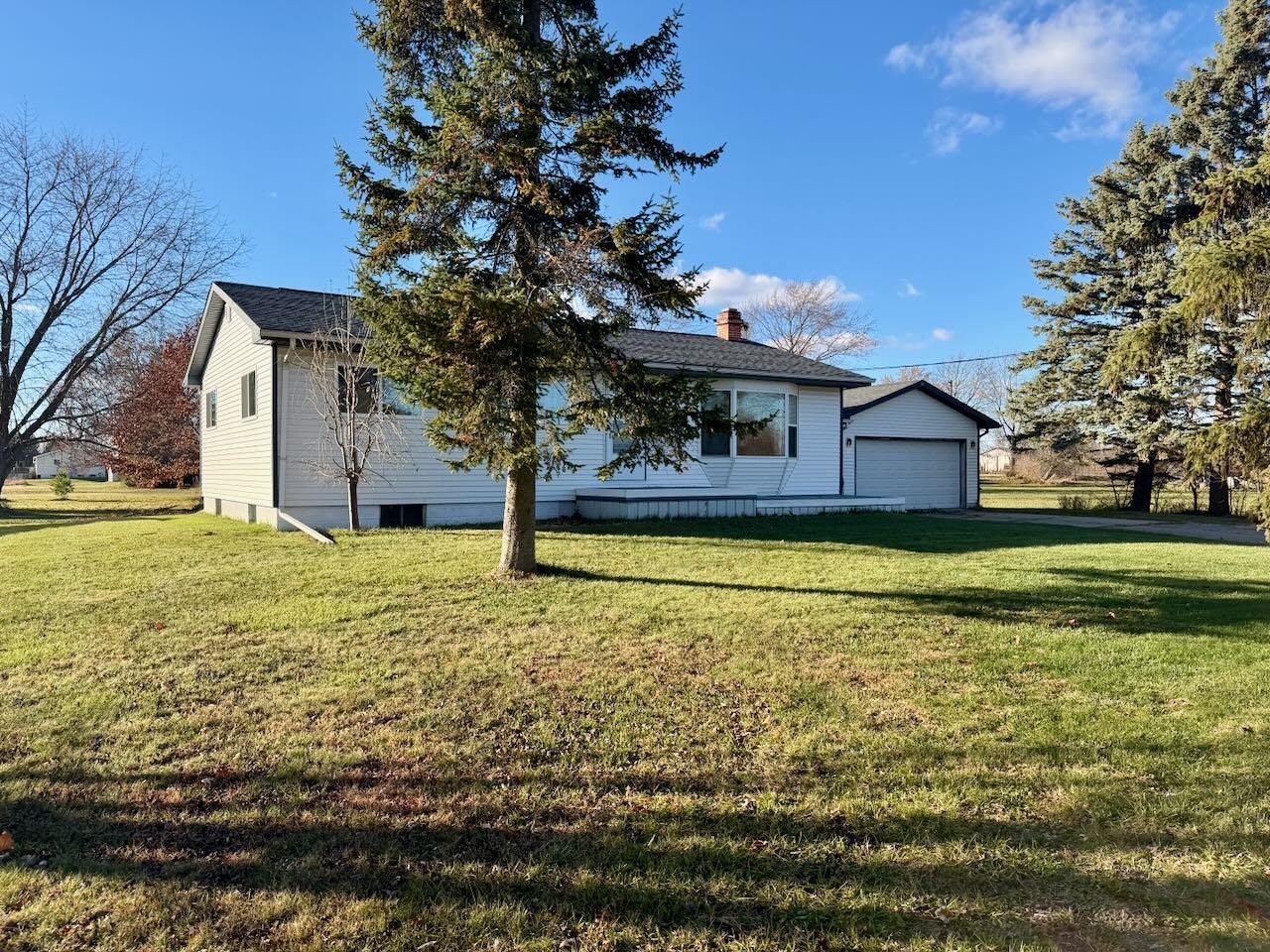 4950 Brown Road Durand, MI 48429 - Photo 11 of 27