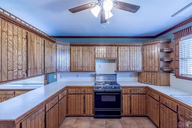 $299,000 | 600 Buena Vista Boulevard, Houma, LA 70360