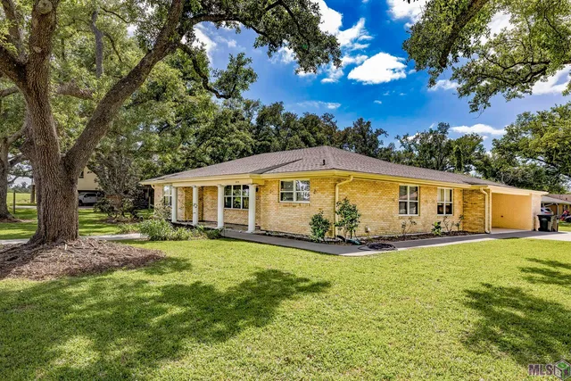 $299,000 | 600 Buena Vista Boulevard, Houma, LA 70360