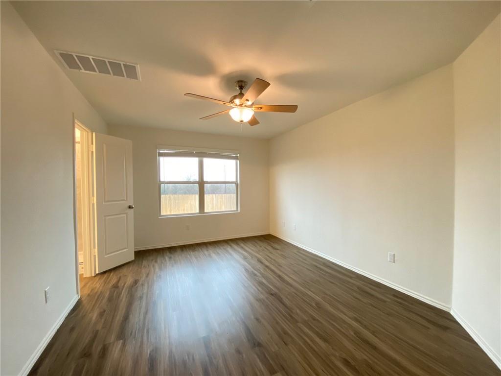 529 Greatest Gift Way Jarrell, TX 76537 - Photo 13 of 22