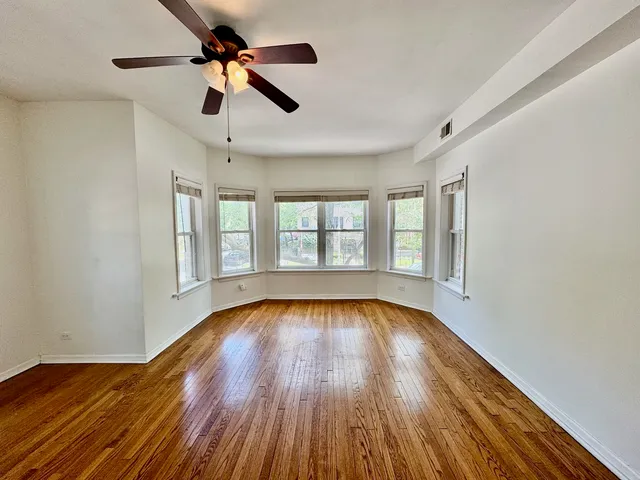 $2,250 | 6042 North Kenmore Avenue, Unit 1, Chicago, IL 60660