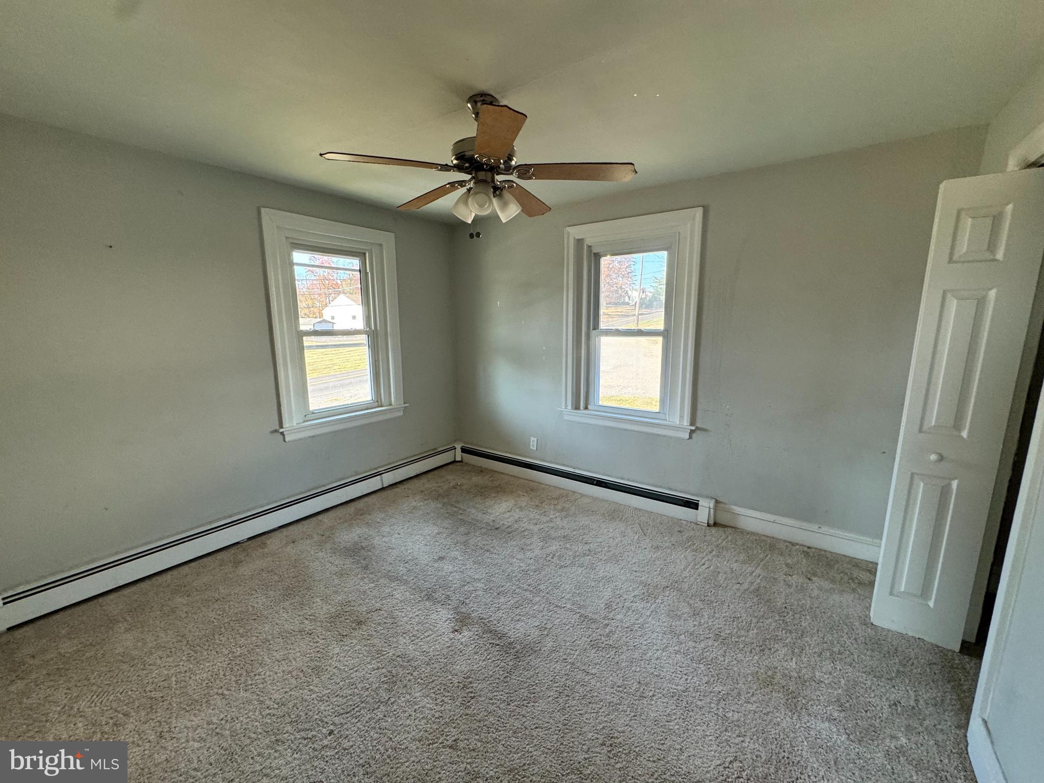 1047 Spur Road Souderton, PA 18964 - Photo 6 of 28 Gallery Image 6