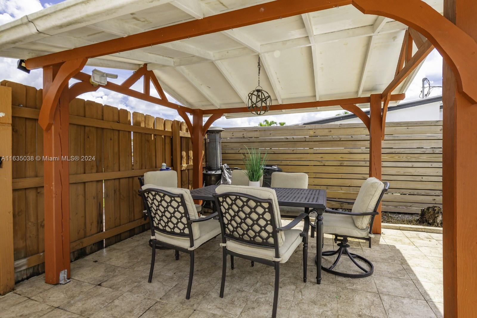 7190 Harding Street Hollywood, FL 33024 - Photo 18 of 26