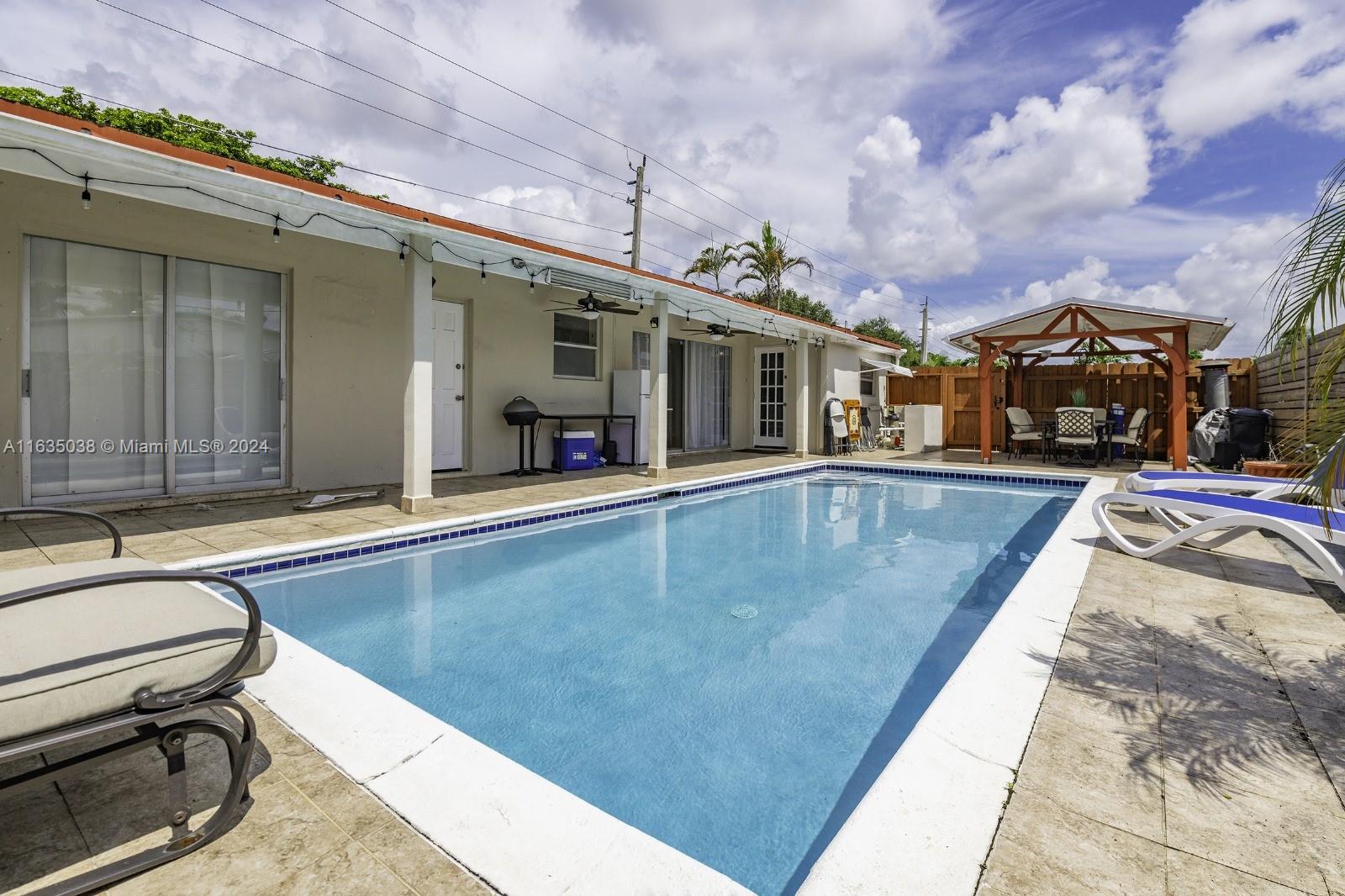 7190 Harding Street Hollywood, FL 33024 - Photo 19 of 26