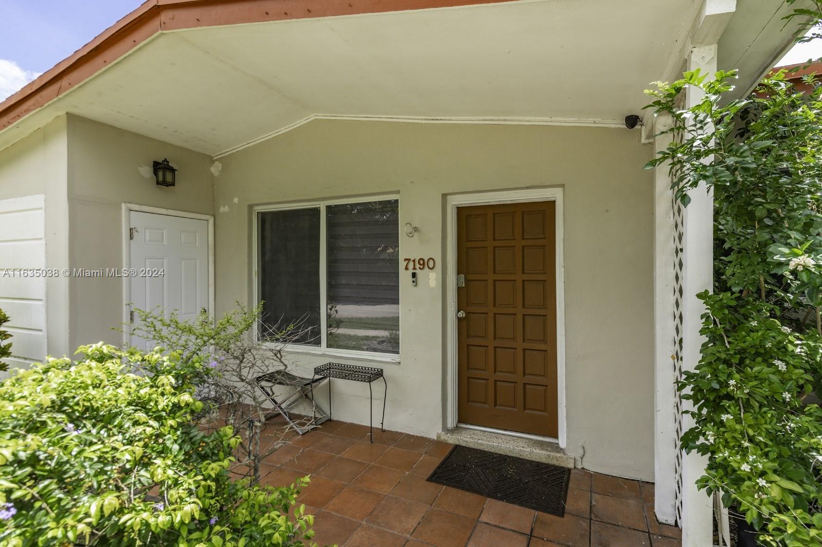 7190 Harding Street Hollywood, FL 33024 - Photo 4 of 26