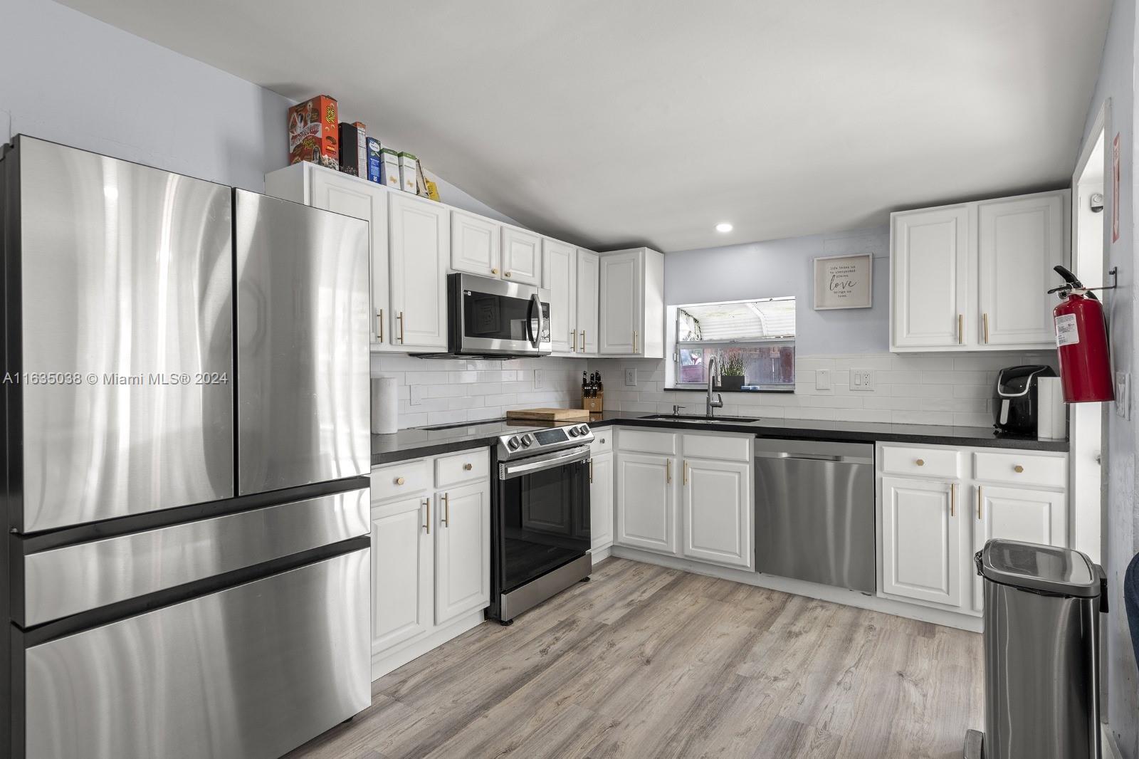 7190 Harding Street Hollywood, FL 33024 - Photo 7 of 26