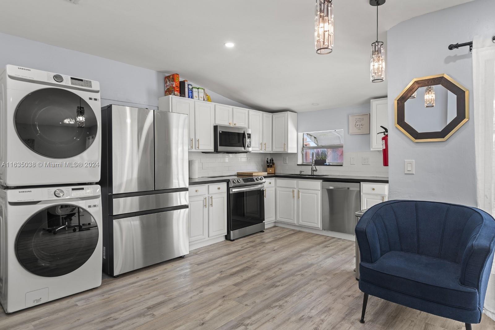 7190 Harding Street Hollywood, FL 33024 - Photo 8 of 26