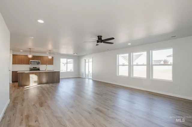 $599,990 | 18445 North Trumpet Lily Avenue, Nampa, ID 83687