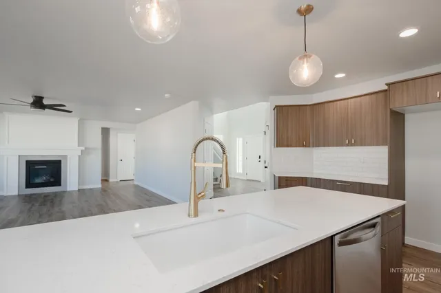 $599,990 | 18445 North Trumpet Lily Avenue, Nampa, ID 83687