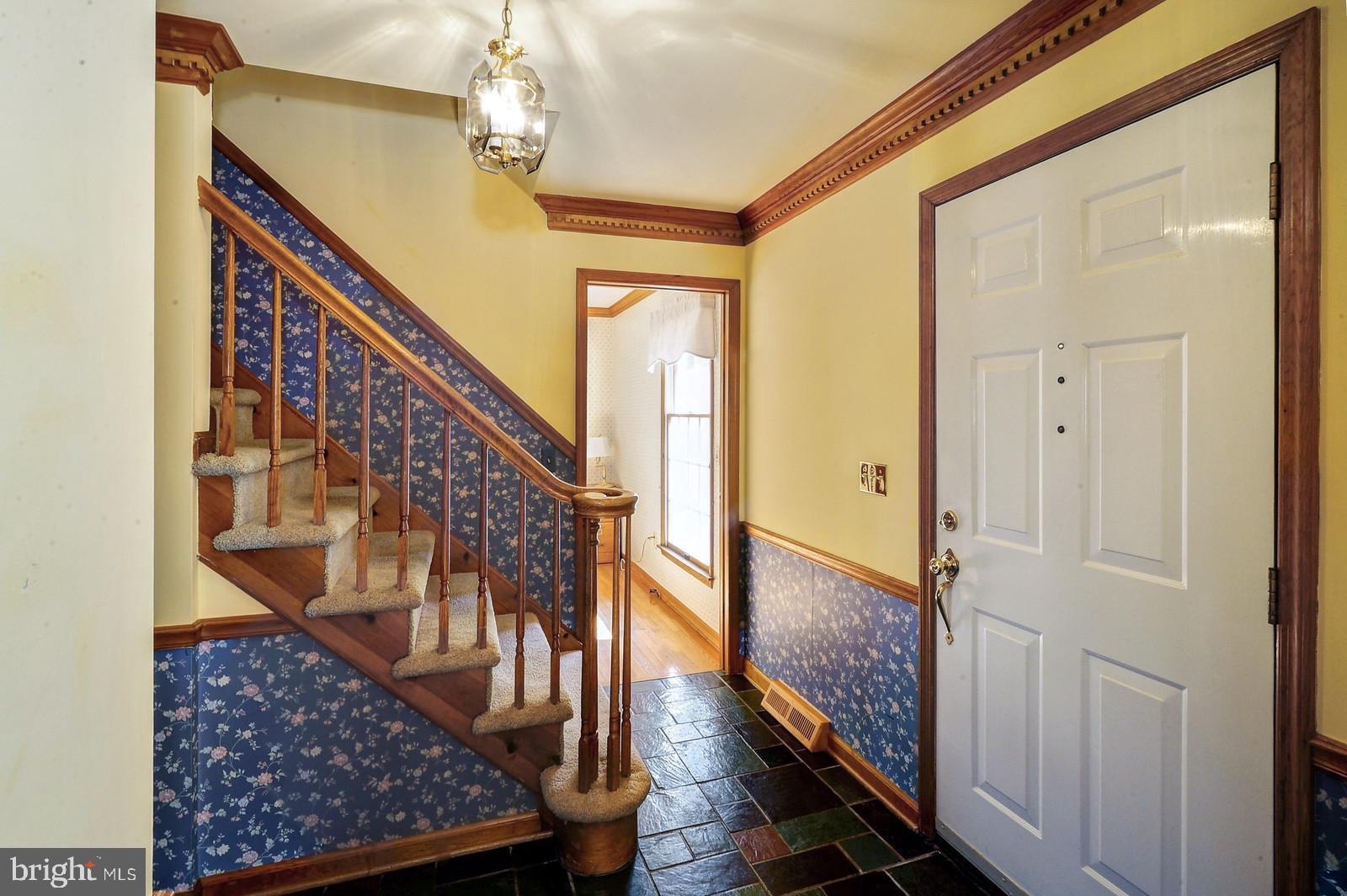 4 Azalea Way Hamilton, NJ 08690 - Photo 15 of 30 Entry-Way Front Staircase