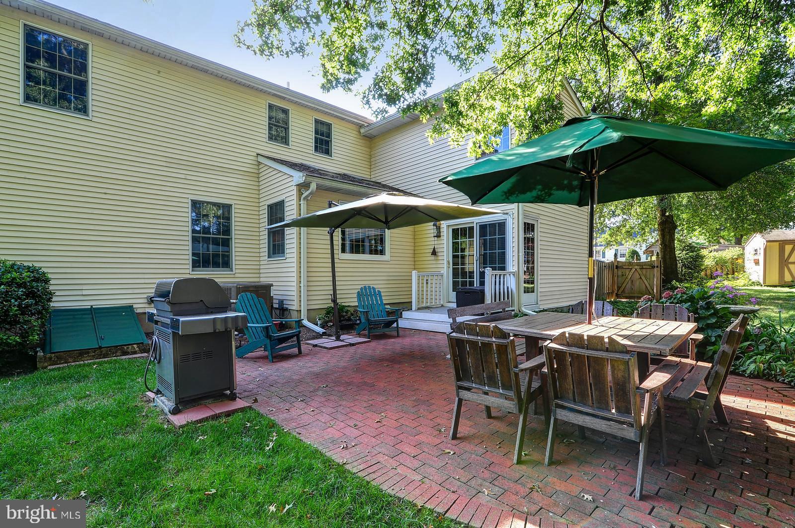 4 Azalea Way Hamilton, NJ 08690 - Photo 27 of 30 Expansive Brick Patio