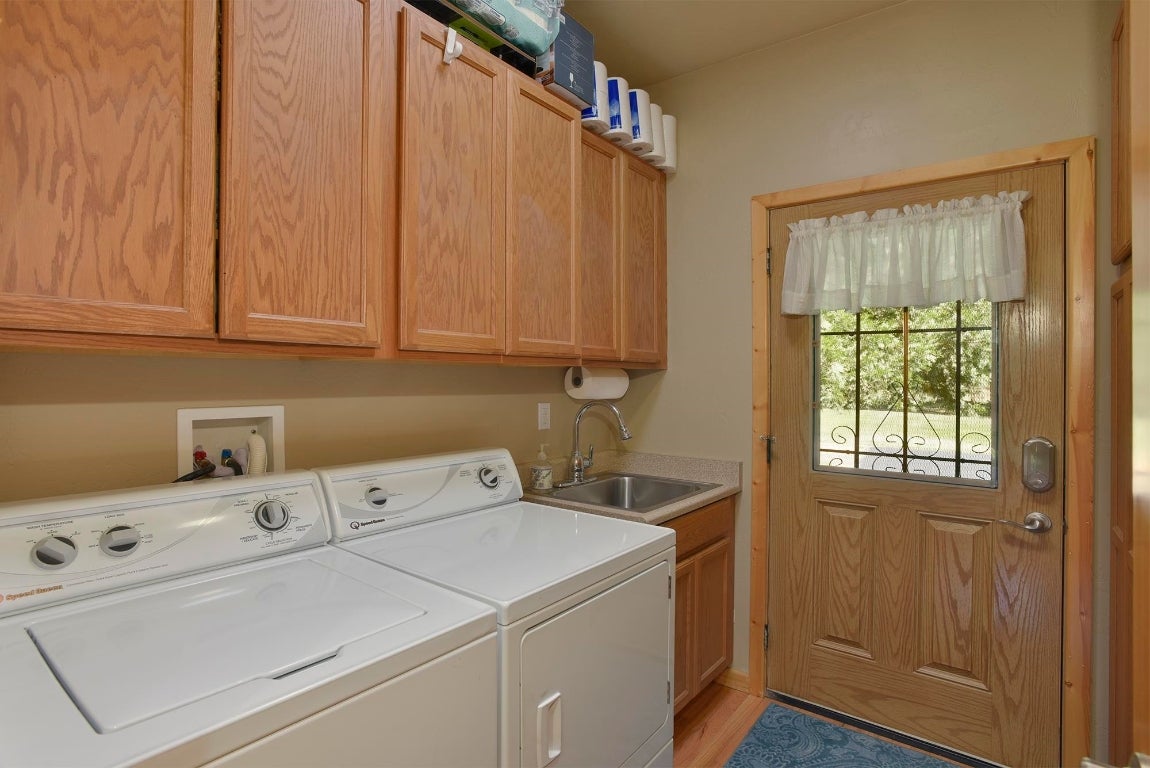 712 Mill Road McCloud, CA 96057 - Photo 31 of 45 Gallery Image 31