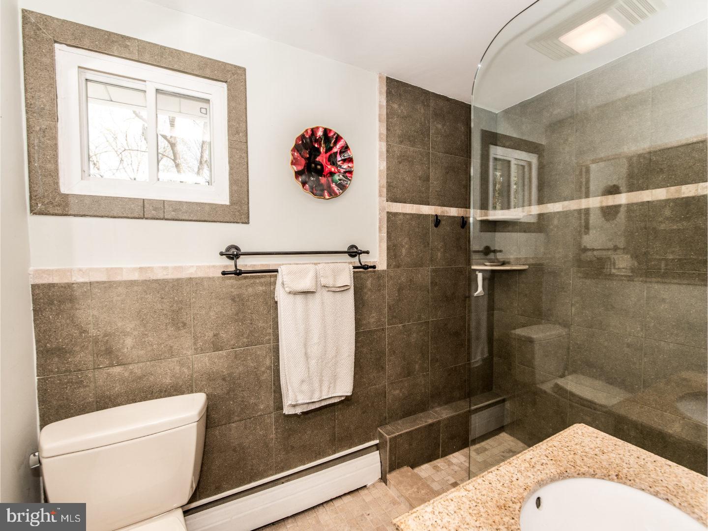 406 Longfield Road Glenside, PA 19038 - Photo 14 of 24 Master Bathroom
