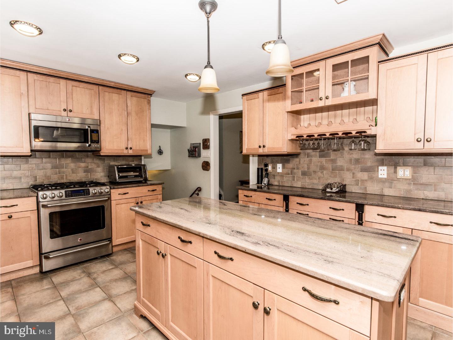 406 Longfield Road Glenside, PA 19038 - Photo 9 of 24 Kitchen